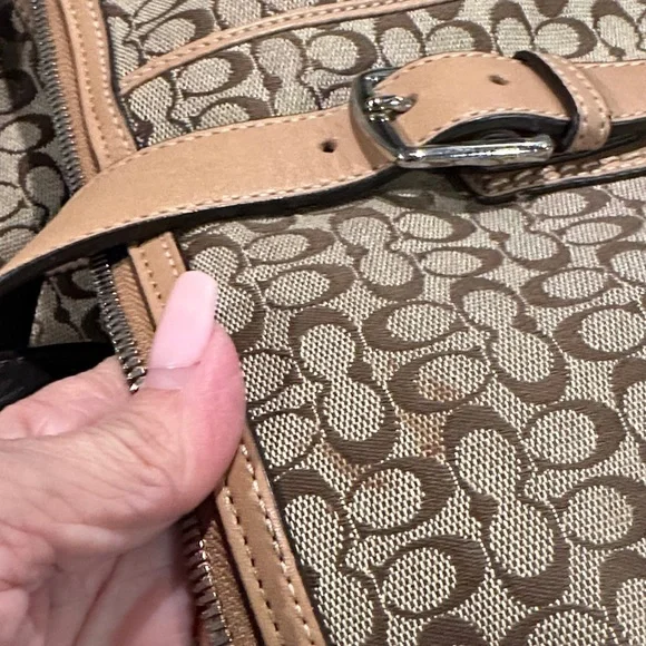 Coach Brown Canvas Signature Travel Bag & Makeup tote - Picture 6 of 16